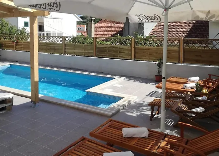 Awesome In Hvar With Wifi 아파트