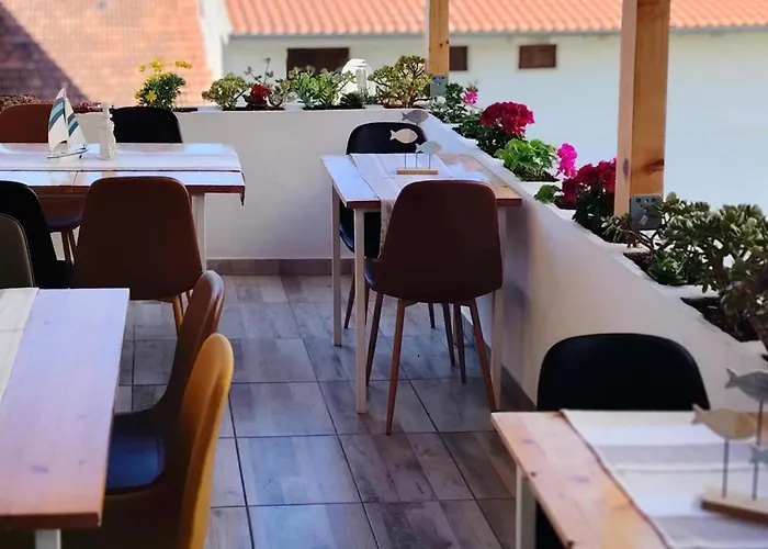 Awesome In Hvar With Wifi Apartment *