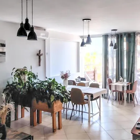 Awesome In Hvar With Wifi * Hvar Town